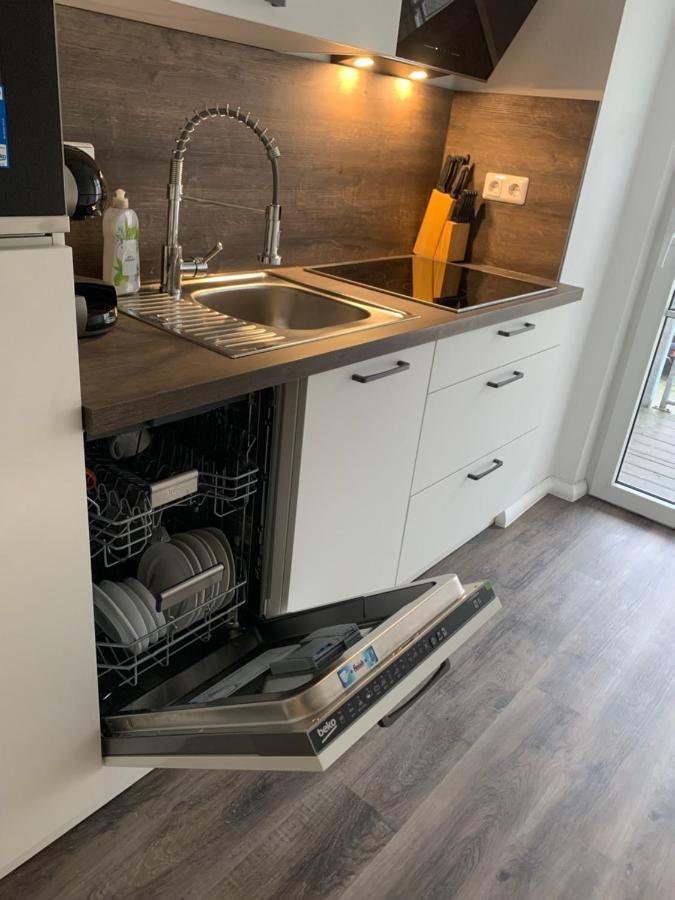 40 Qm Appartment Parkplatz, Balkon,Netflix, Prime Chemnitz Bagian luar foto