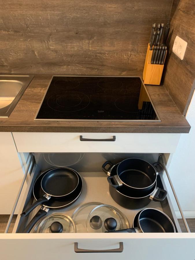 40 Qm Appartment Parkplatz, Balkon,Netflix, Prime Chemnitz Bagian luar foto