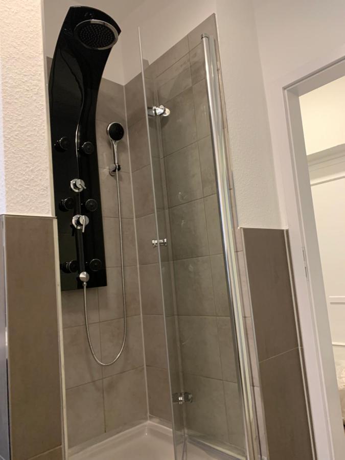 40 Qm Appartment Parkplatz, Balkon,Netflix, Prime Chemnitz Bagian luar foto