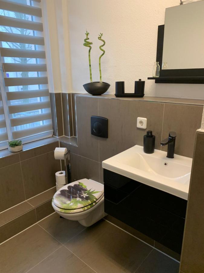 40 Qm Appartment Parkplatz, Balkon,Netflix, Prime Chemnitz Bagian luar foto