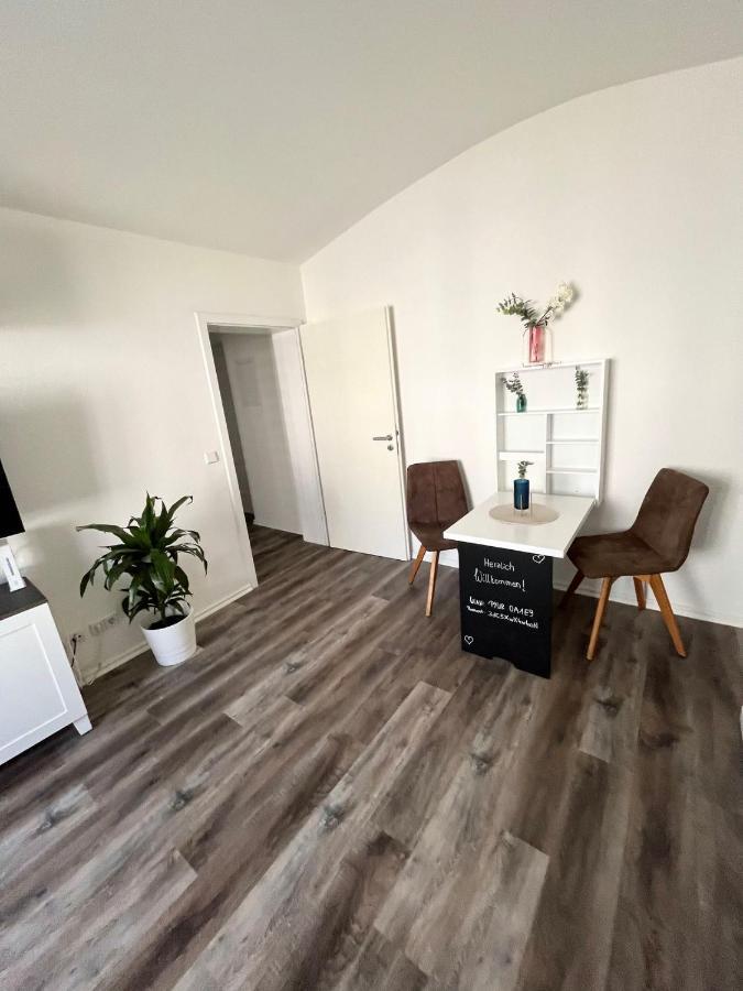 40 Qm Appartment Parkplatz, Balkon,Netflix, Prime Chemnitz Bagian luar foto